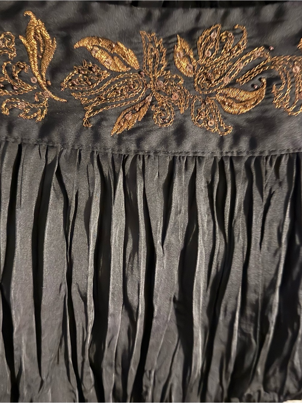 VTG Bandolino Black tiered skirt with copper Floral beading soft  flowy
